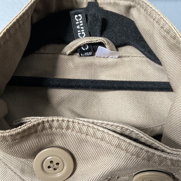 H&M Light Jacket π§₯ - Picture 3 of 5